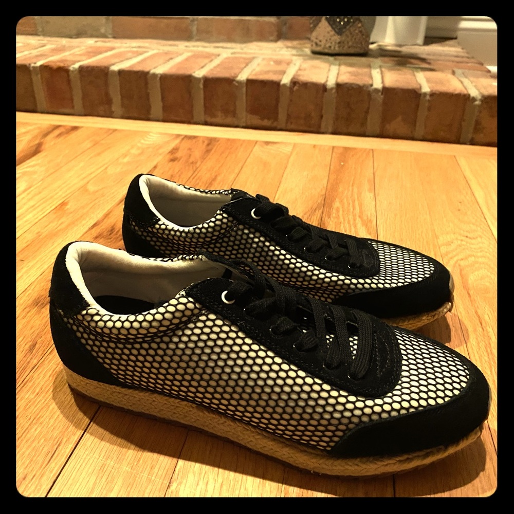 ALDO Fashion Patterned Sneakers Size 7.5